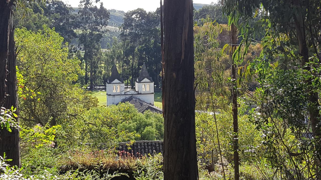 Hôtel Hacienda Guachala à Cayambe Extérieur photo