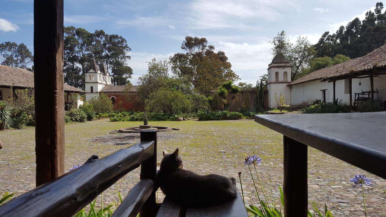 Hôtel Hacienda Guachala à Cayambe Extérieur photo
