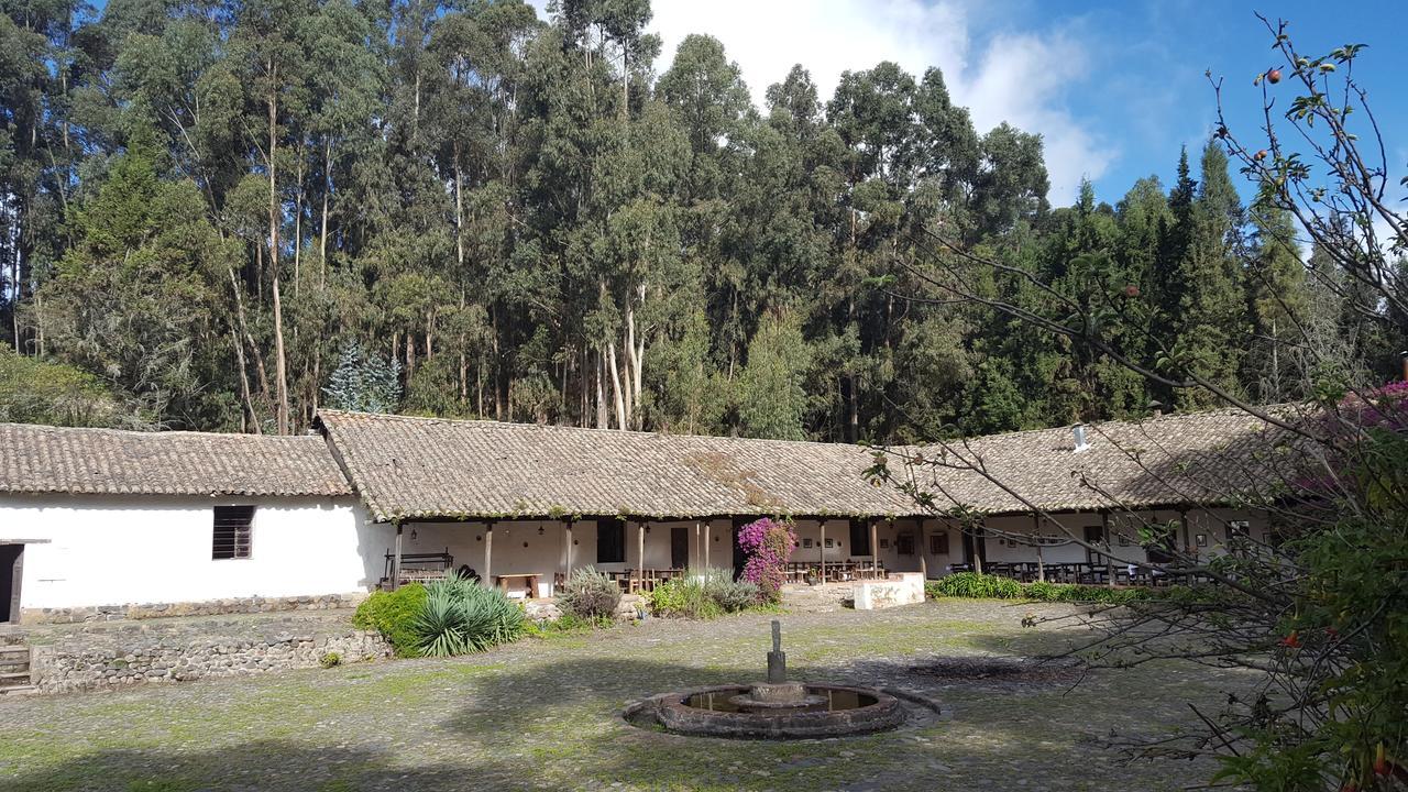 Hôtel Hacienda Guachala à Cayambe Extérieur photo