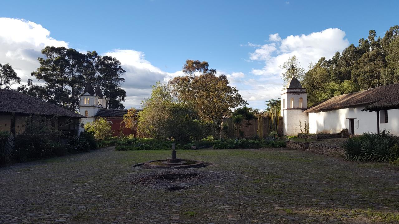 Hôtel Hacienda Guachala à Cayambe Extérieur photo