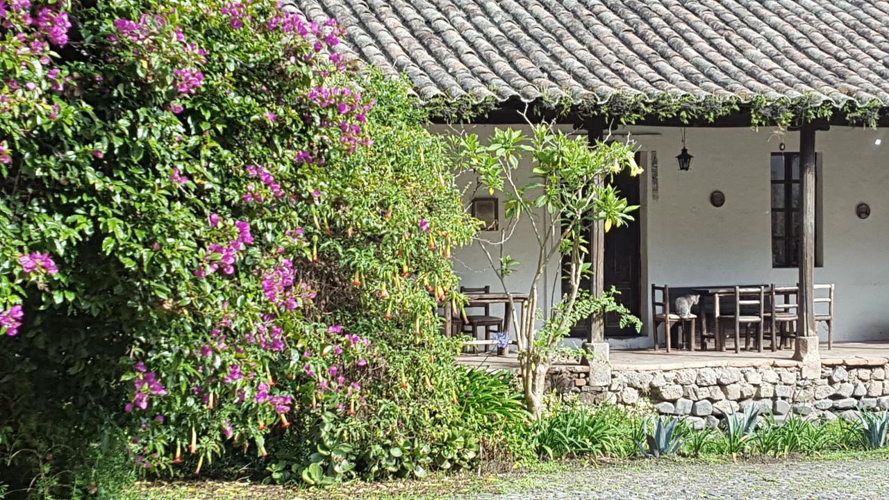 Hôtel Hacienda Guachala à Cayambe Extérieur photo